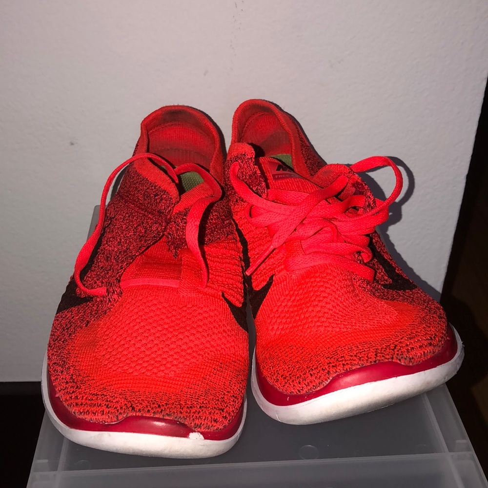 NIKE Free 4.0 Flyknit